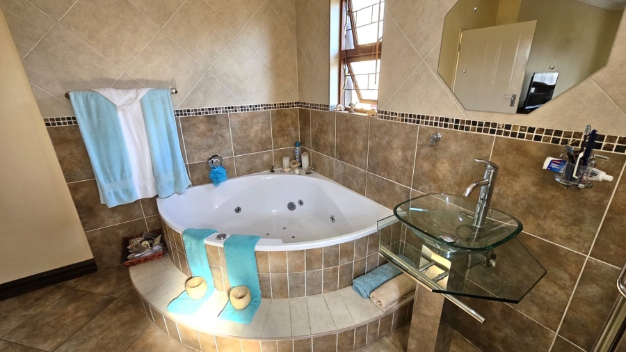 3 Bedroom Property for Sale in Melodie North West